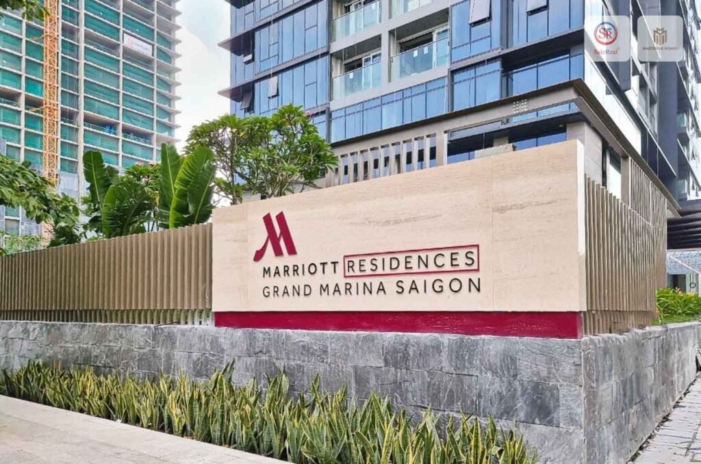 Căn hộ hàng hiệu được cấp quyền sử dụng và quản lý bởi các thương hiệu khách sạn hàng đầu thế giới như Marriott, Ritz-Carlton, Four Seasons – biểu tượng của chuẩn sống đẳng cấp quốc tế.